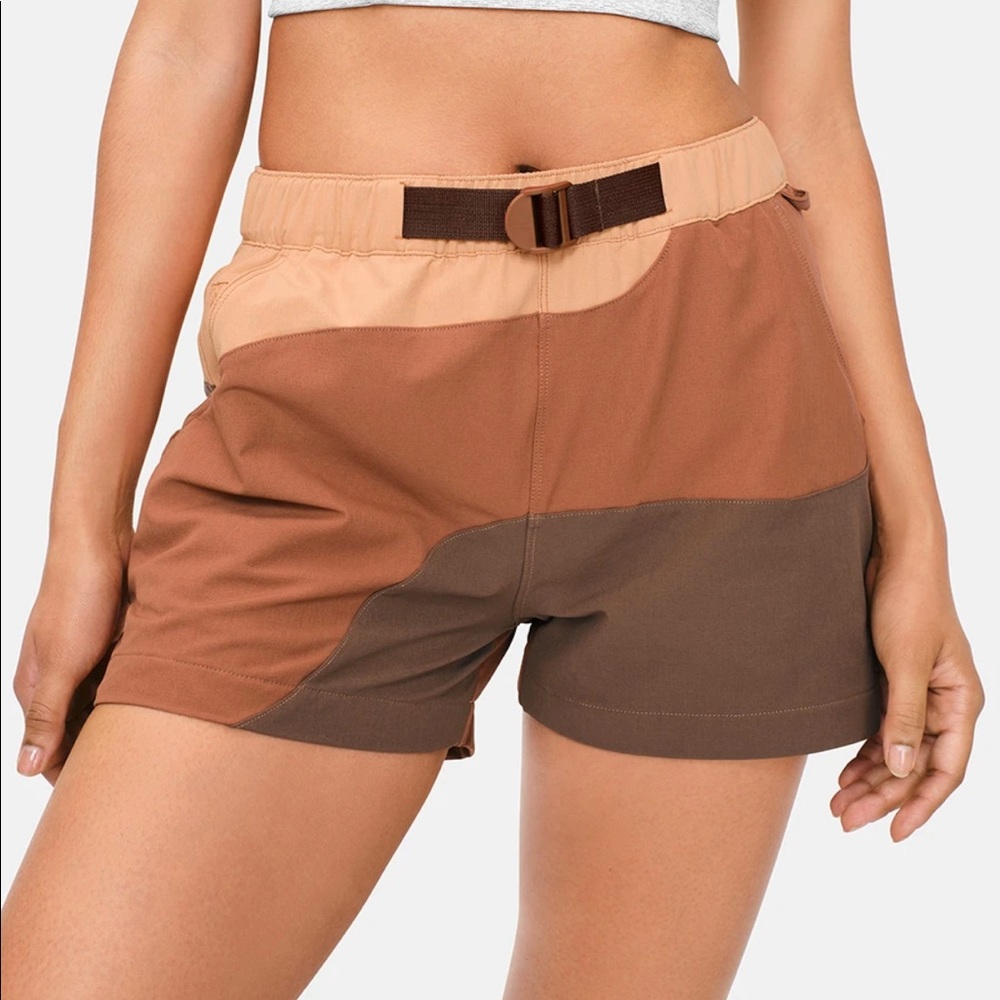 Outdoor voices rec short